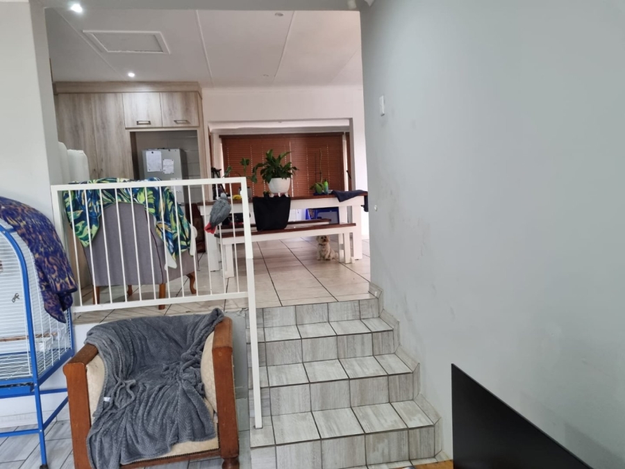 4 Bedroom Property for Sale in Helicon Heights Free State